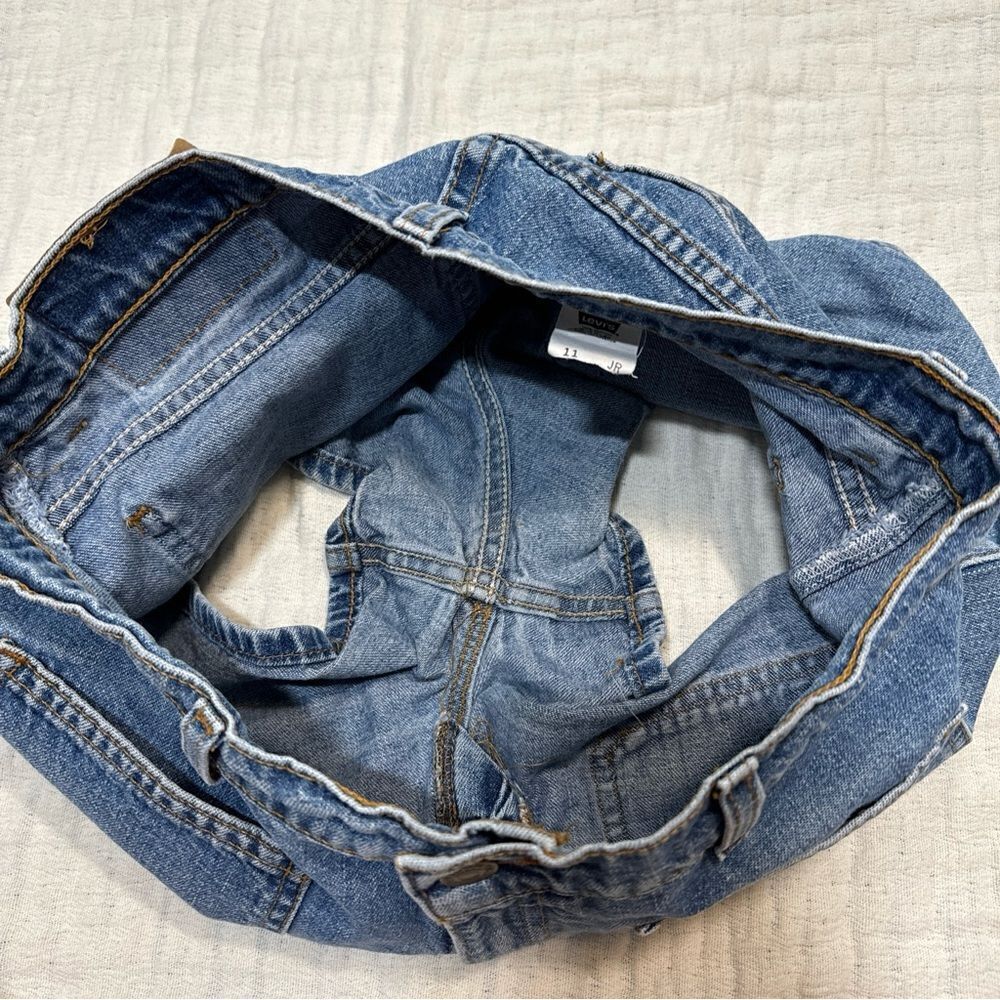 VTG Levis Shorts Womens 11 JR Blue Denim Retro 90s Mom Jean Jorts Black Tab - Picture 7 of 11